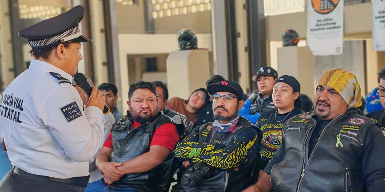Promueven Educación Vial para Motociclistas en el Parque Primavera Oaxaqueña