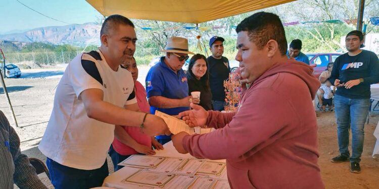 Celebran por primera vez en la Sierra de Flores Magón el culto a San Juan de Dios, protector de los pirotécnicos