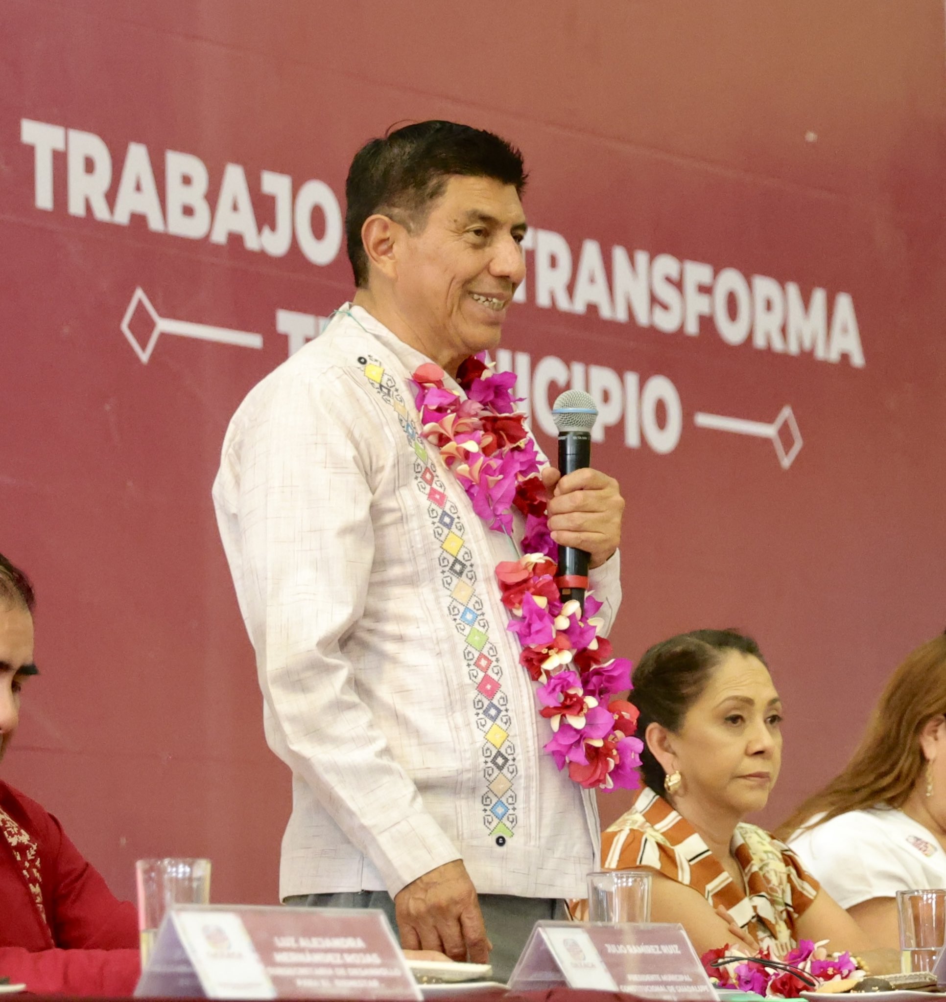 Gobernador Salomón Jara Cruz Anuncia Nuevos Proyectos para Mejorar la Infraestructura y el Desarrollo en Zimatlán de Álvarez