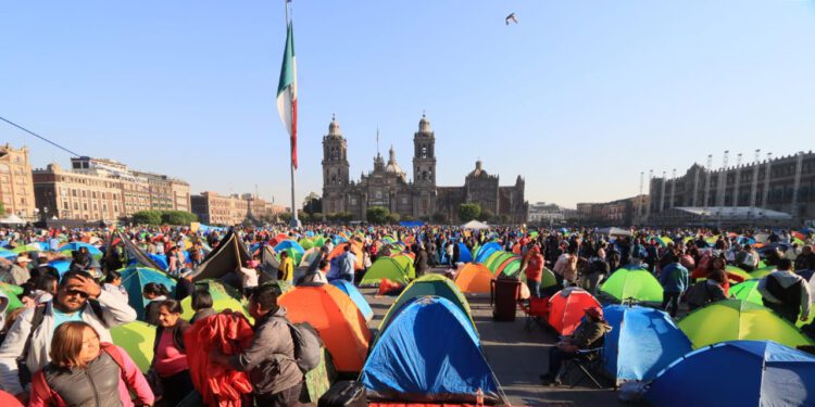 La CNTE amenaza con paro indefinido si no se abroga la Ley del ISSSTE de 2007