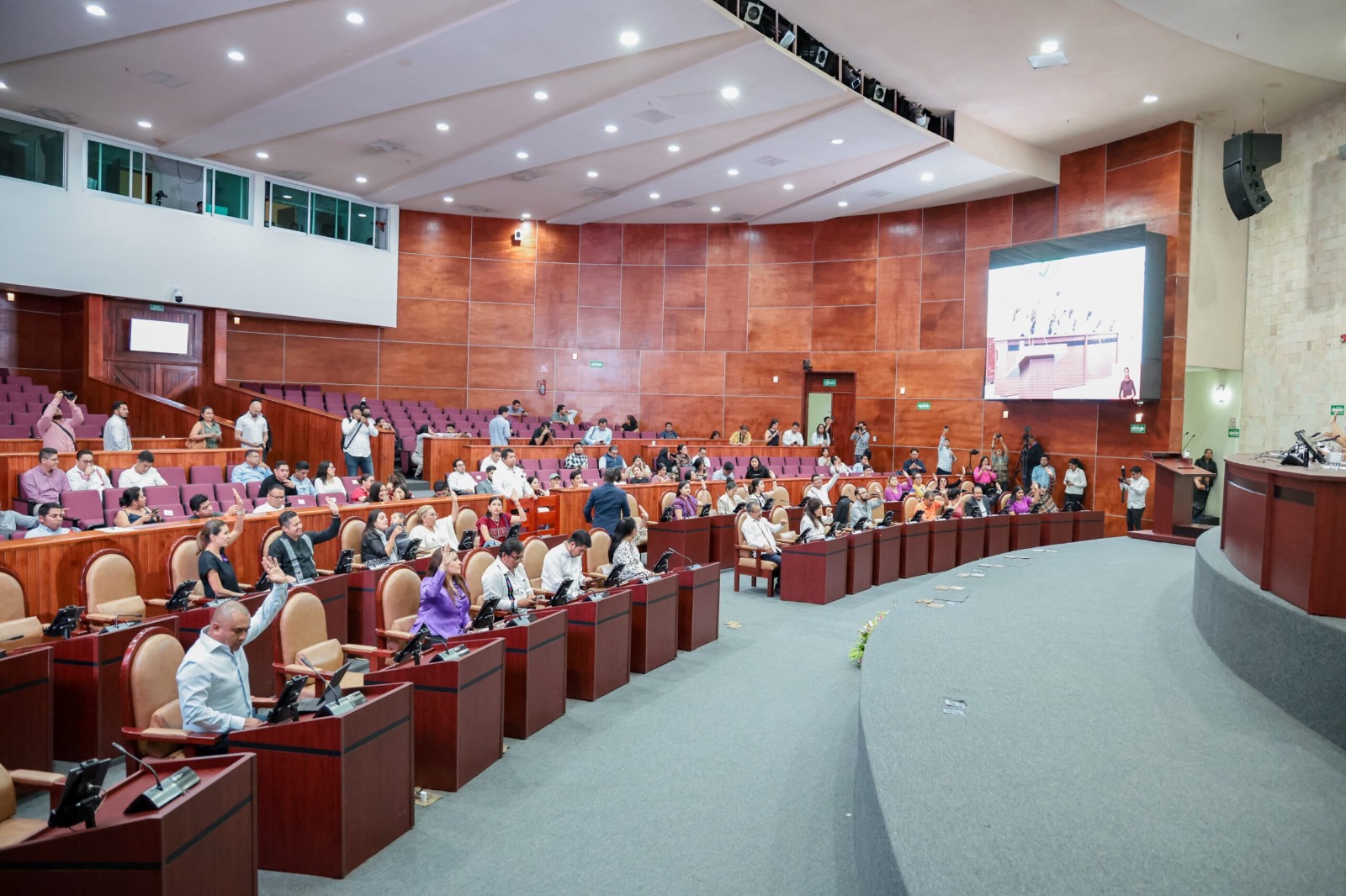 Congreso de Oaxaca exhorta a los ayuntamientos a mejorar espacios deportivos para combatir el sobrepeso y obesidad infantil
