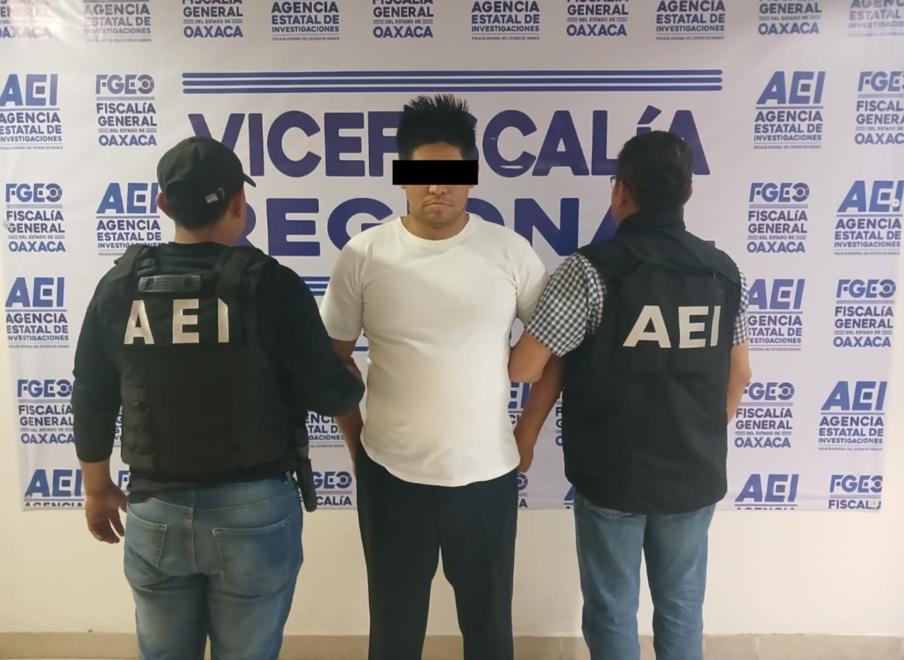 Fiscalía de Oaxaca ejecuta orden de aprehensión contra una persona del sexo masculino por feminicidio cometido en Mitla
