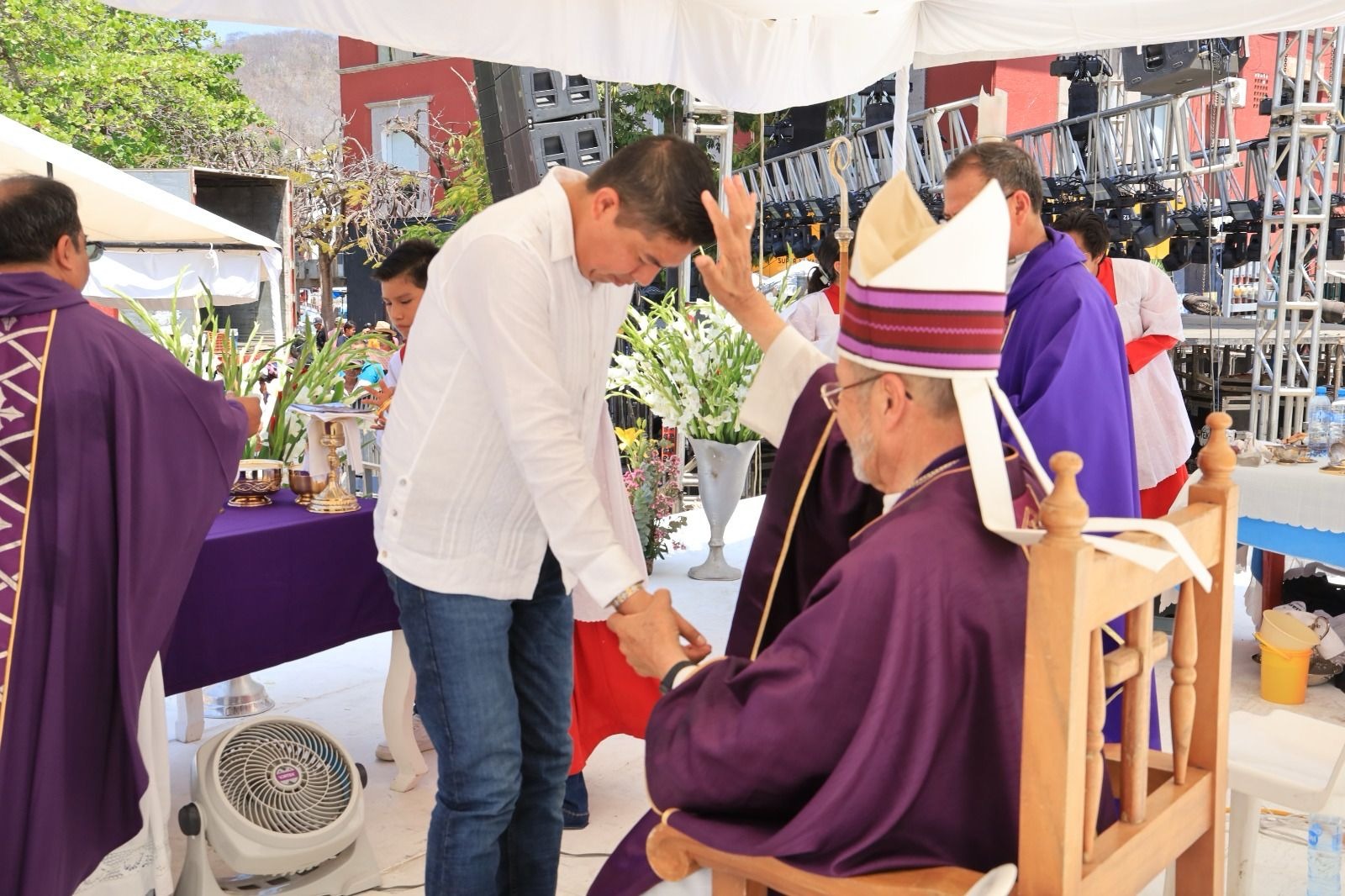 Iniciamos el Primer Viernes de Cuaresma con la Misa de Aurora en Santa Cruz Huatulco