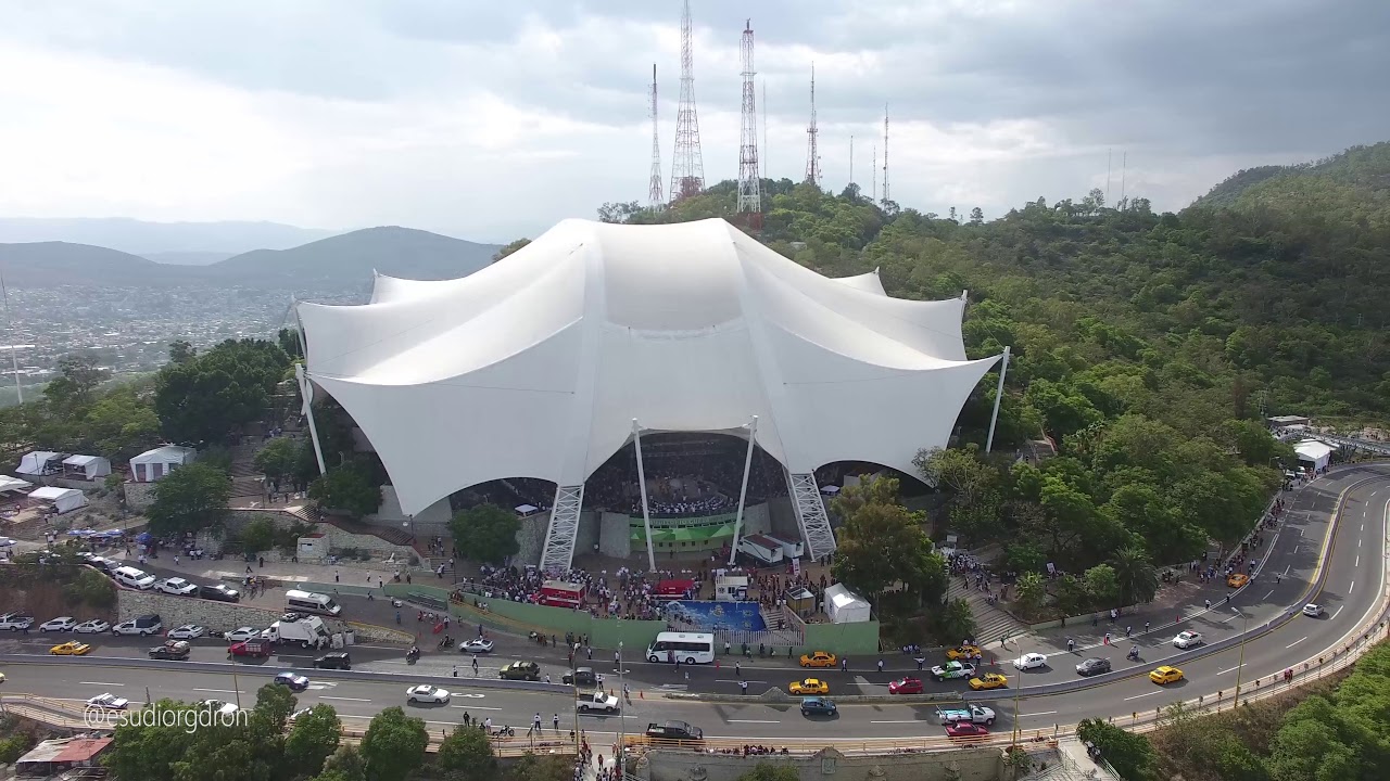 El Auditorio Guelaguetza: Un ícono cultural y turístico de Oaxaca