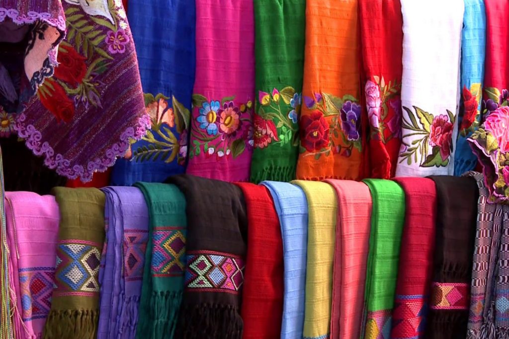 Oaxaca, Pilar de las Artesanías Mexicanas: La Herencia Textil y su Impacto en la Economía Nacional
