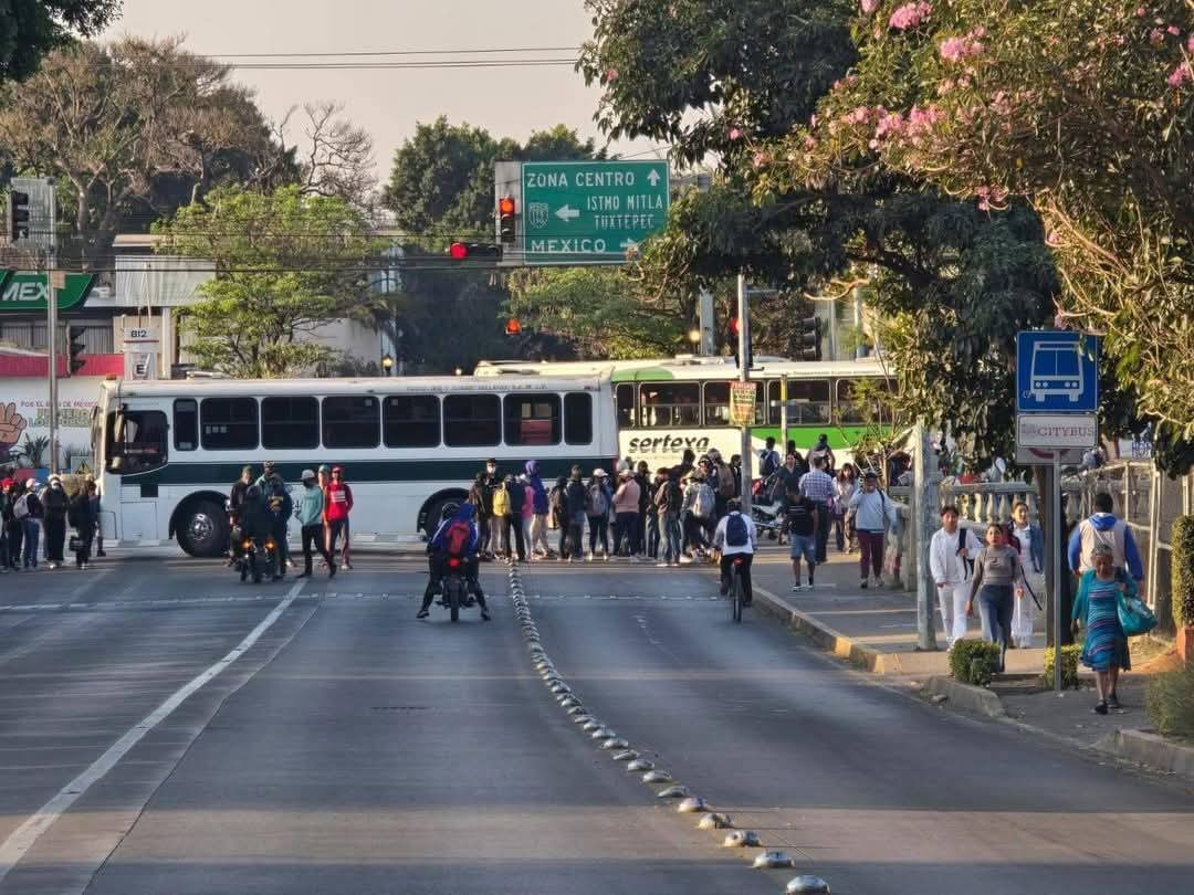 Oaxaca Registró 34 Bloqueos en Marzo, Un Aumento Respecto al Año Anterior