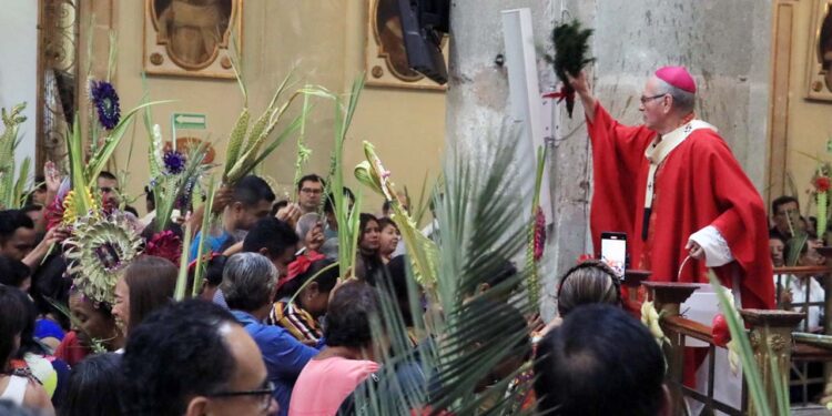 Arzobispo de Oaxaca llama a vivir la Semana Santa con recogimiento y amor