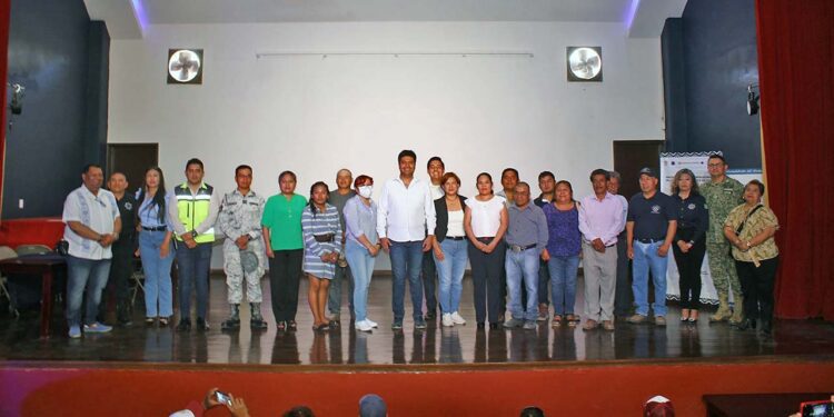 Huajuapan fortalece la seguridad con la creación de comités vecinales para prevenir delitos
