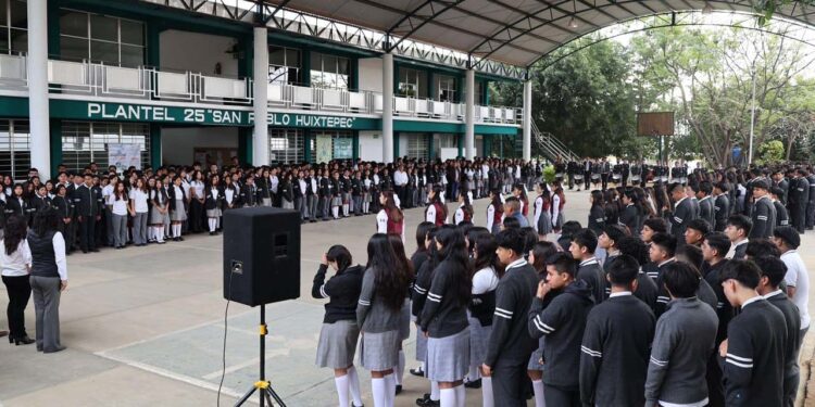 Inicia la Primera Generación de la Carrera de Inteligencia Artificial en el CECYTEO de Oaxaca