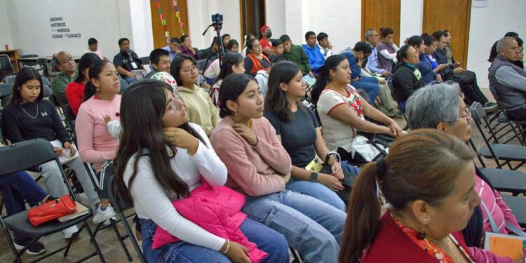 Impulsan la tradición oral para preservar la memoria de los pueblos originarios