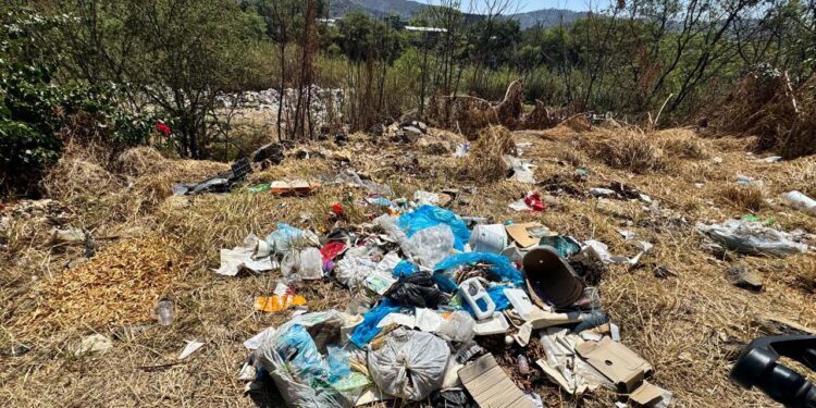 Continúa la Contaminación del Río Atoyac en San Jacinto Amilpas, Pese a Nuevos Esfuerzos de Manejo de Residuos