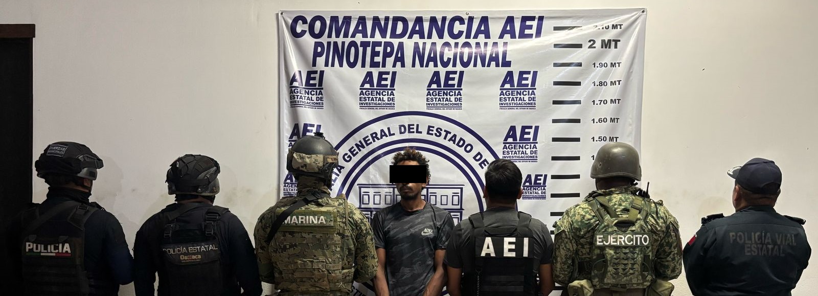 Fiscalía de Oaxaca, junto a Marina, DEFENSA, SSPC y Policía Municipal realizan operativo en Pinotepa Nacional y ejecutan orden de aprehensión por narcomenudeo