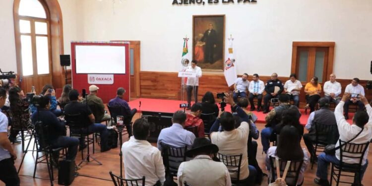 Oaxaca se suma a movilización nacional contra impuesto del 3.5% a remesas aprobado en EE.UU.