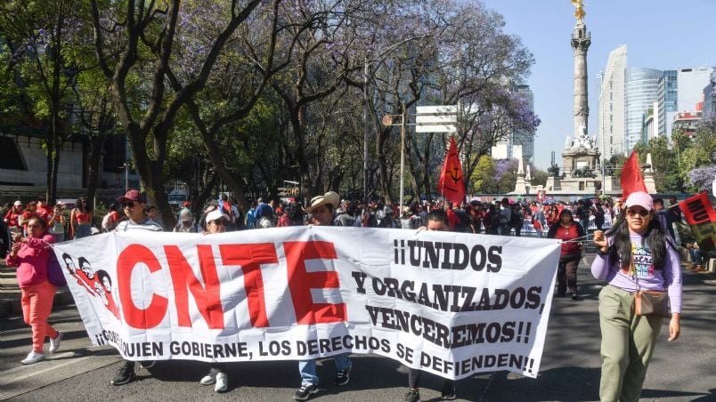 CNTE anuncia huelga nacional indefinida a partir del 15 de mayo; se suman maestros de 15 estados