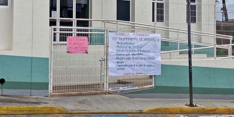 Centro de Salud de Seis Consultorios cumple una semana en paro y seguirá cerrado hasta la próxima semana
