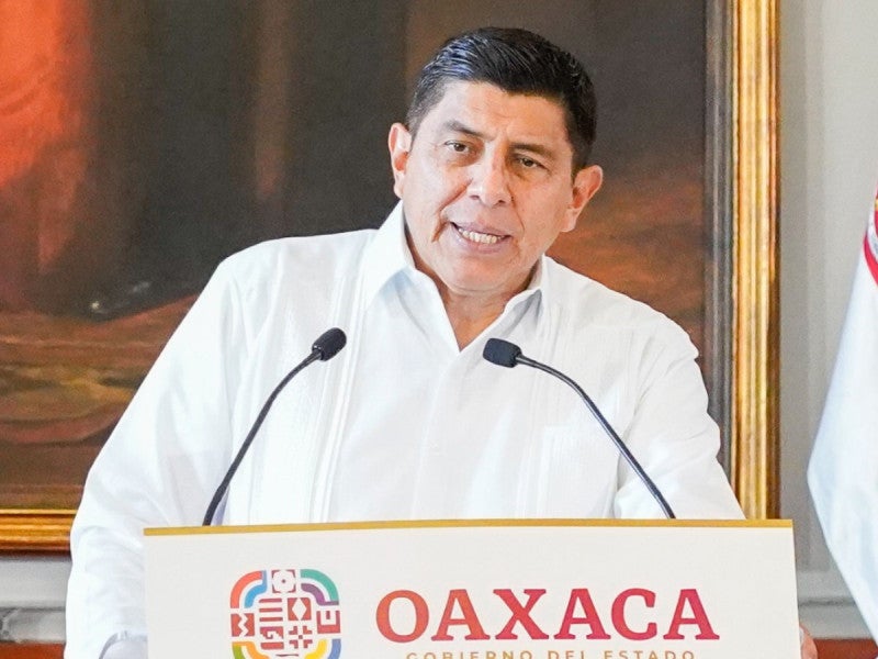 Gobernador de Oaxaca condena redadas contra migrantes en EE. UU. y ofrece apoyo legal