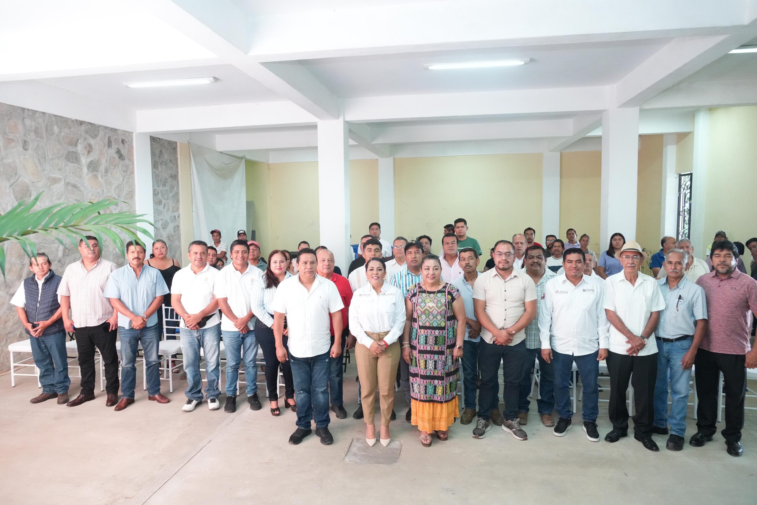 Encabeza Saymi Pineda jornada de trabajo con Ruta Turística del Café Pluma