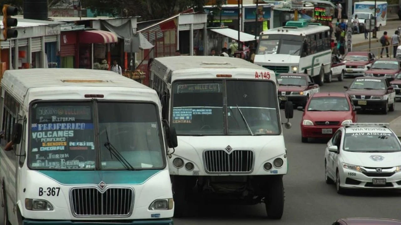 Incrementan las agresiones y carreras peligrosas entre conductores del transporte público en la zona metropolitana de Oaxaca