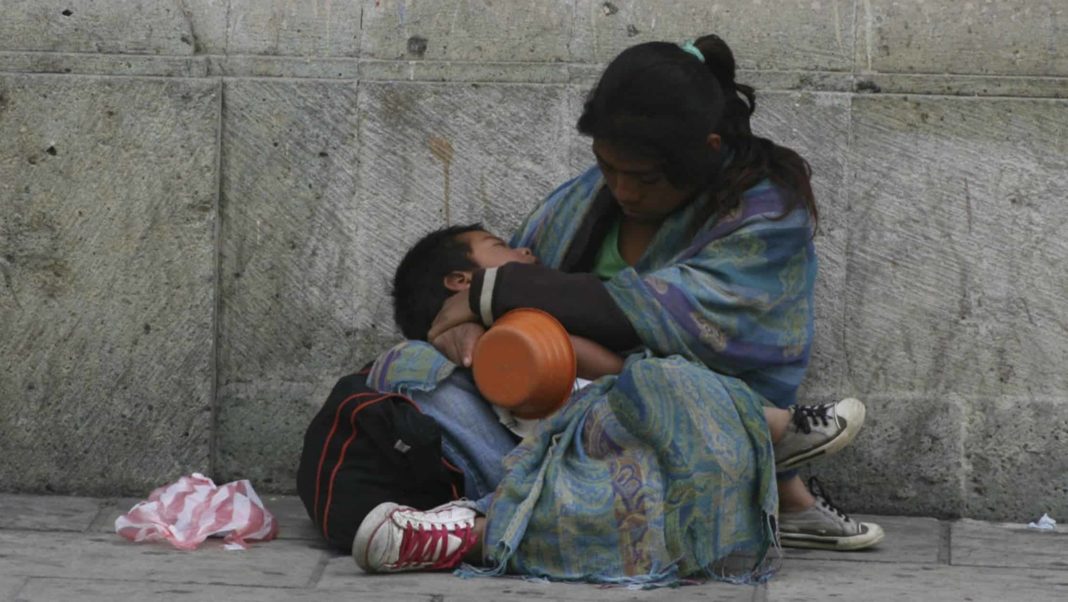 Oaxaca, segundo estado con mayor pobreza laboral en mujeres: 58.36% vive con ingresos insuficientes
