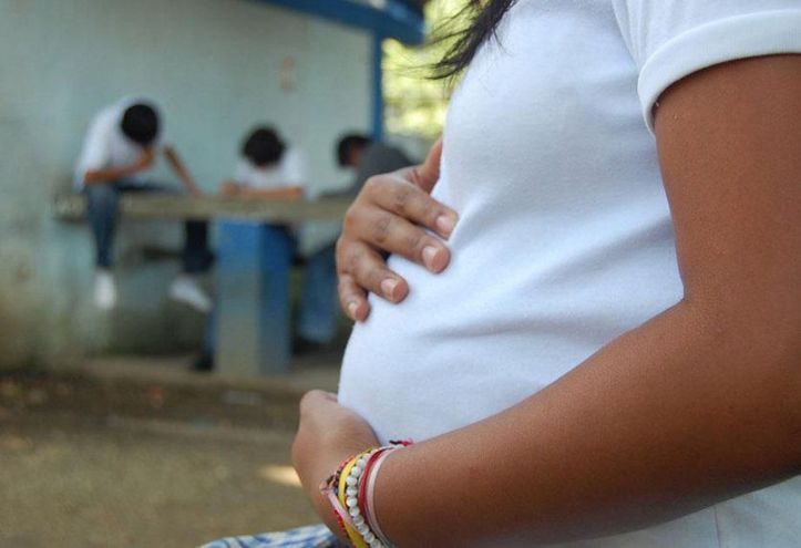 Preocupa número de padres adolescentes en 2023; más de 3 mil eran menores de 15 años