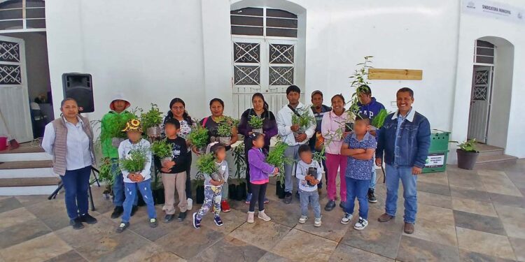 Inician programa ambiental “Sembrando amor, Salvando el Planeta” en comunidades indígenas