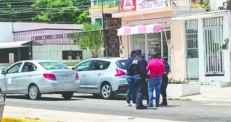 Lo buscaban sus familiares: fue hallado muerto dentro de su auto
