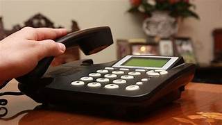 ? Telefónica entra en números rojos: pierde 1.355 millones por su salida de Hispanoamérica y enfrenta el semestre más difícil en años