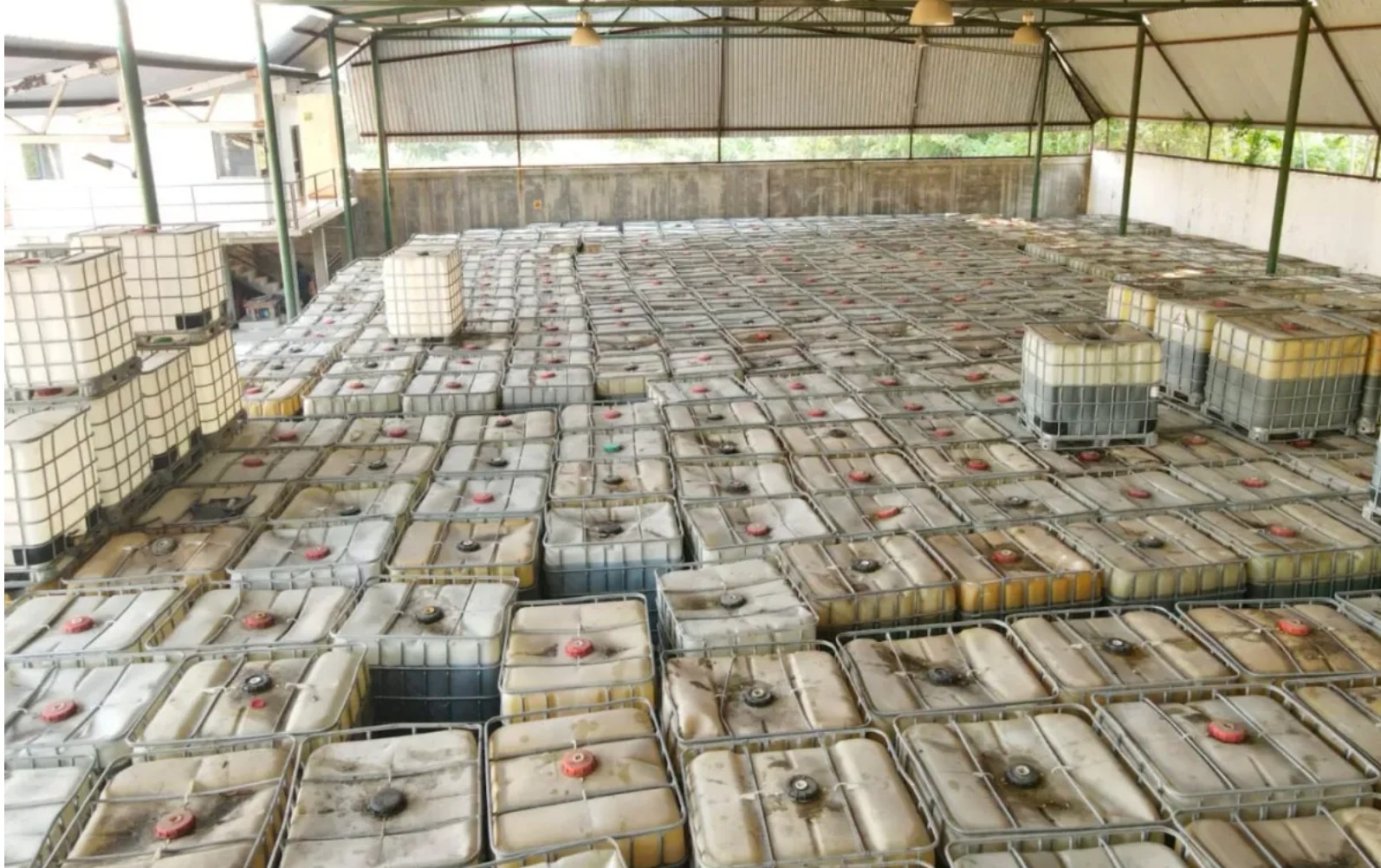 ? Huachicol fiscal: detectan 11 intentos diarios en aduanas mexicanas