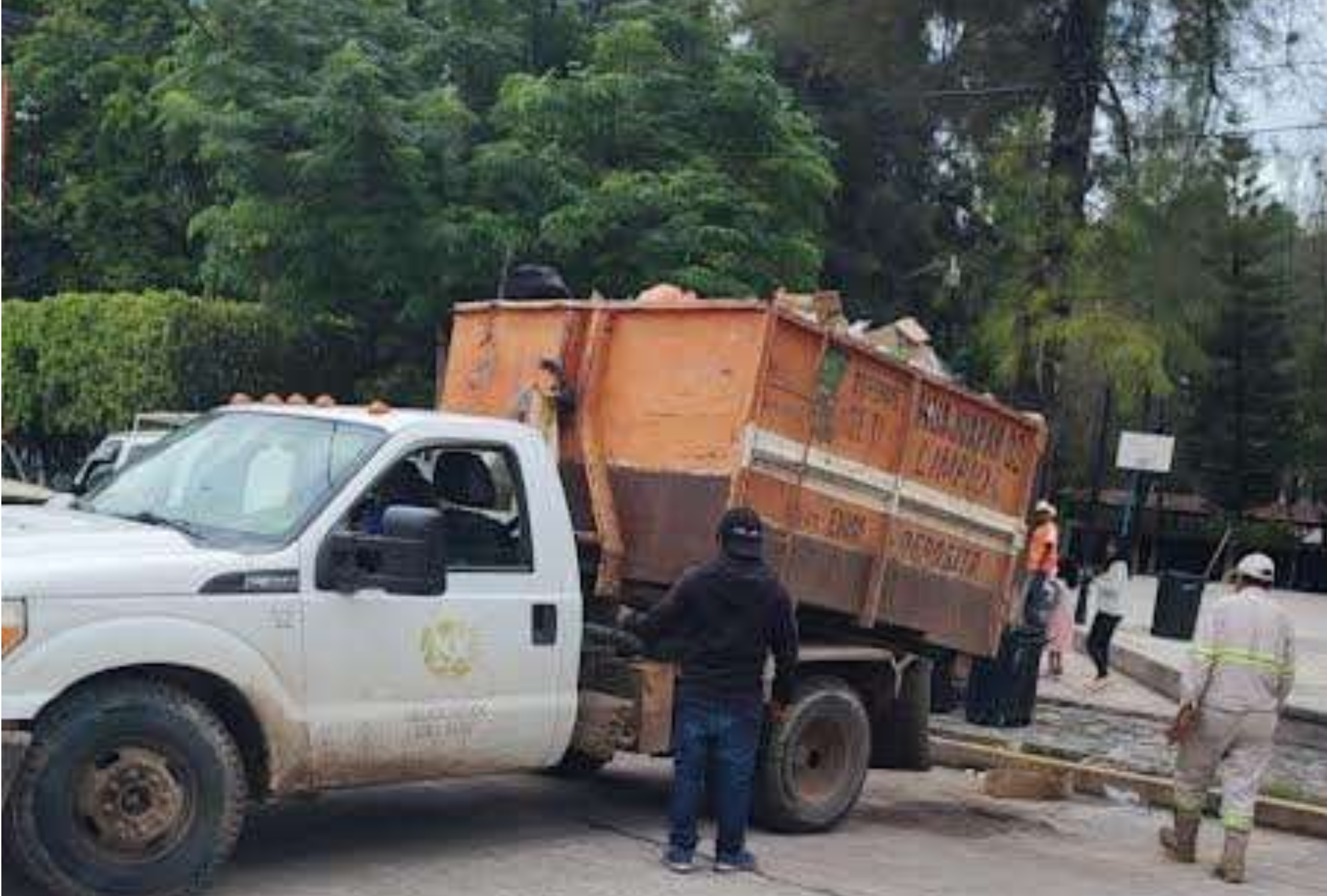 ♻️ “Operativo Barredora” en Huajuapan: buscan que la banda separe bien su basura