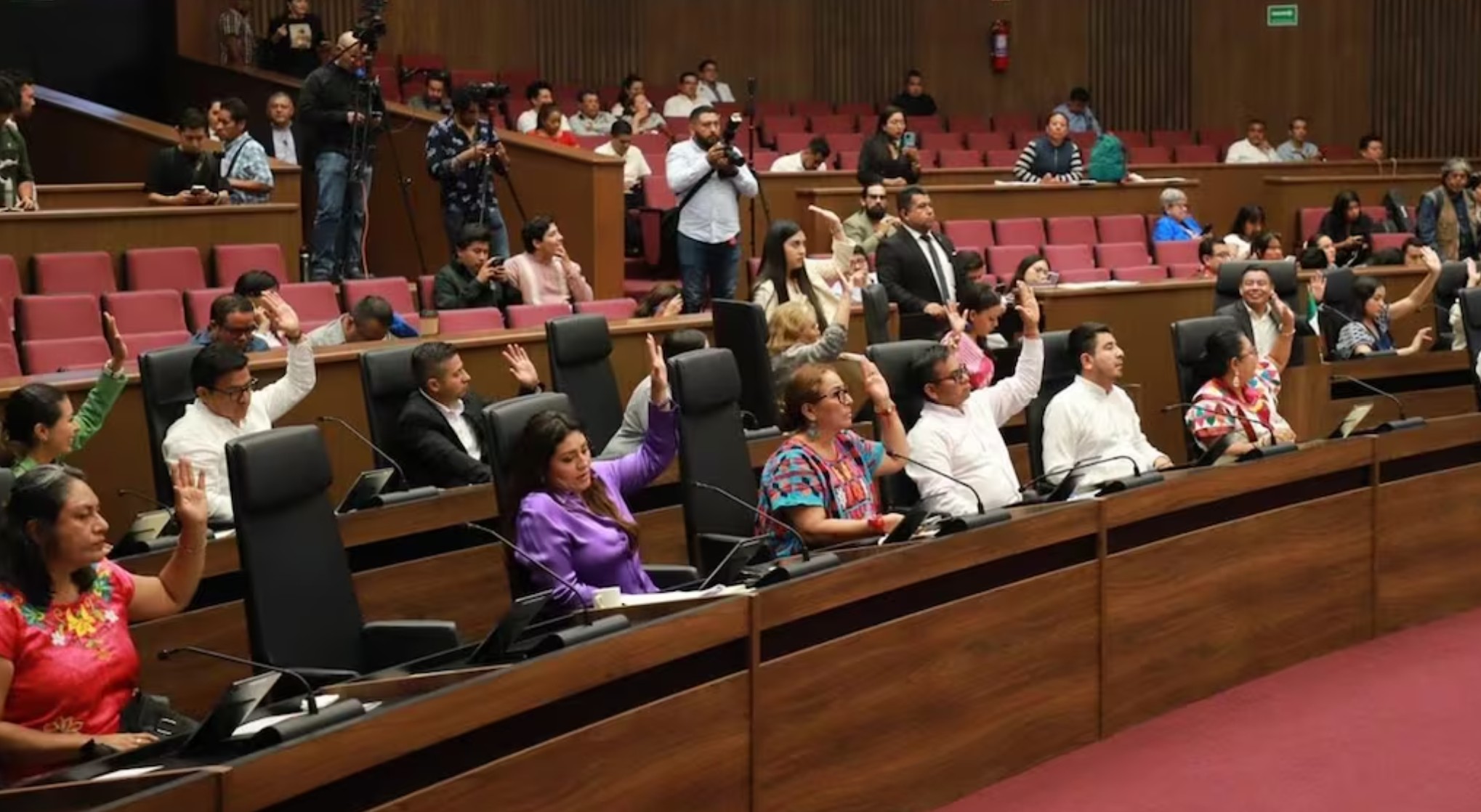 ?️ Congreso de Oaxaca aprueba adelantar la consulta de revocación de mandato