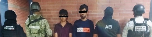 ? Cateo en Oaxaca: caen dos hombres de Durango por narcomenudeo