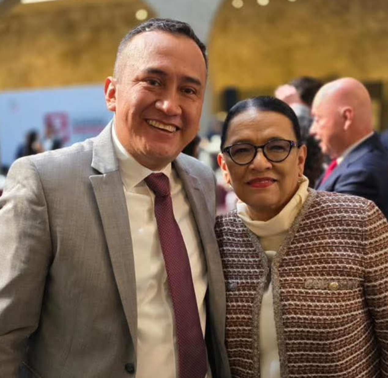 Nino Morales reconoce avances del gobierno en comparecencia de Gobernación