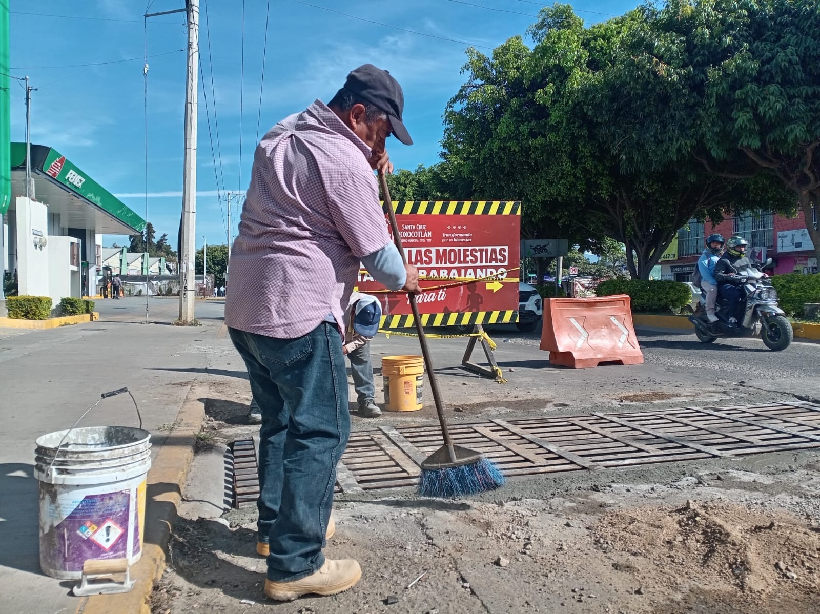 Rehabilitan rejillas pluviales en el boulevard Nuu Ita Nuu Yoo de Xoxocotlán