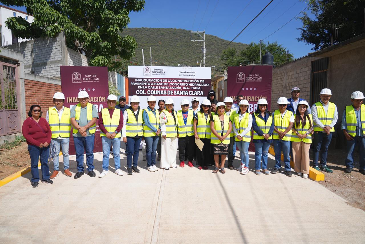 Inauguran en Xoxocotlán pavimentaciones que hacen historia
